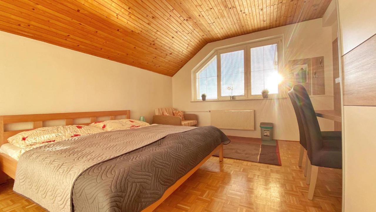 Relax Villa Tatry - Wifi/Tv, Bbq, Billiard Nová Lesná Eksteriør billede
