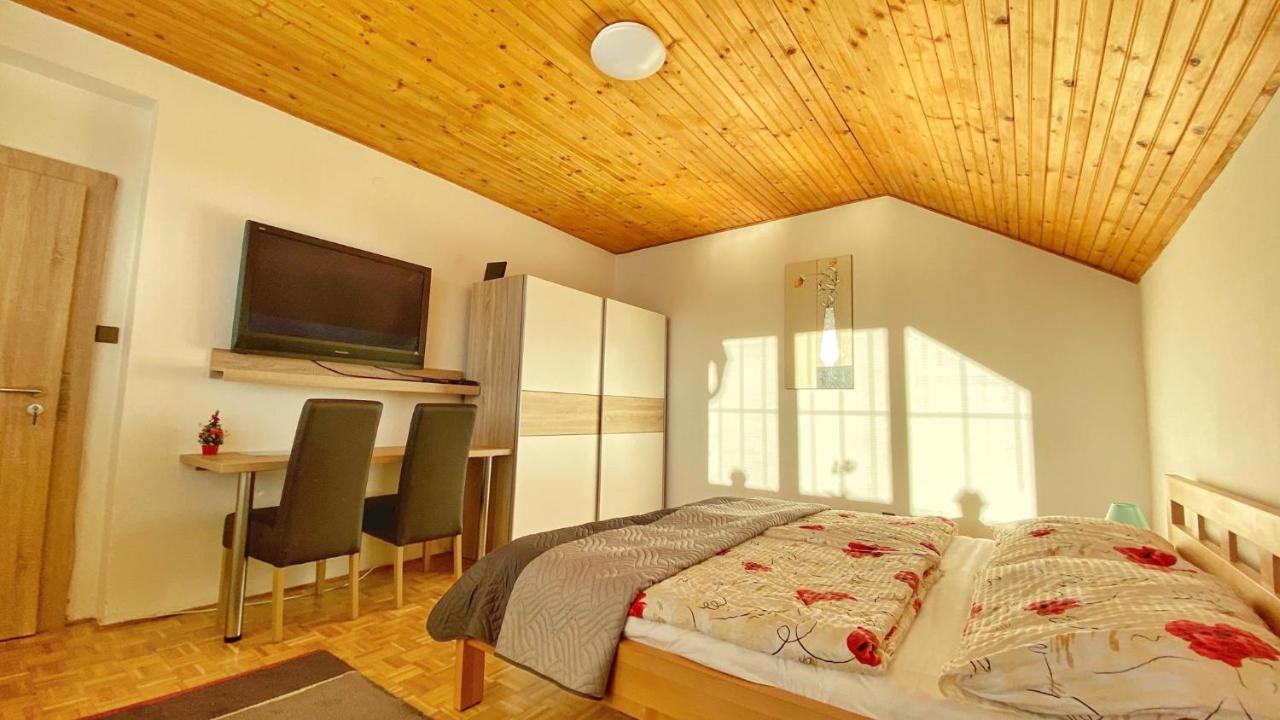 Relax Villa Tatry - Wifi/Tv, Bbq, Billiard Nová Lesná Eksteriør billede